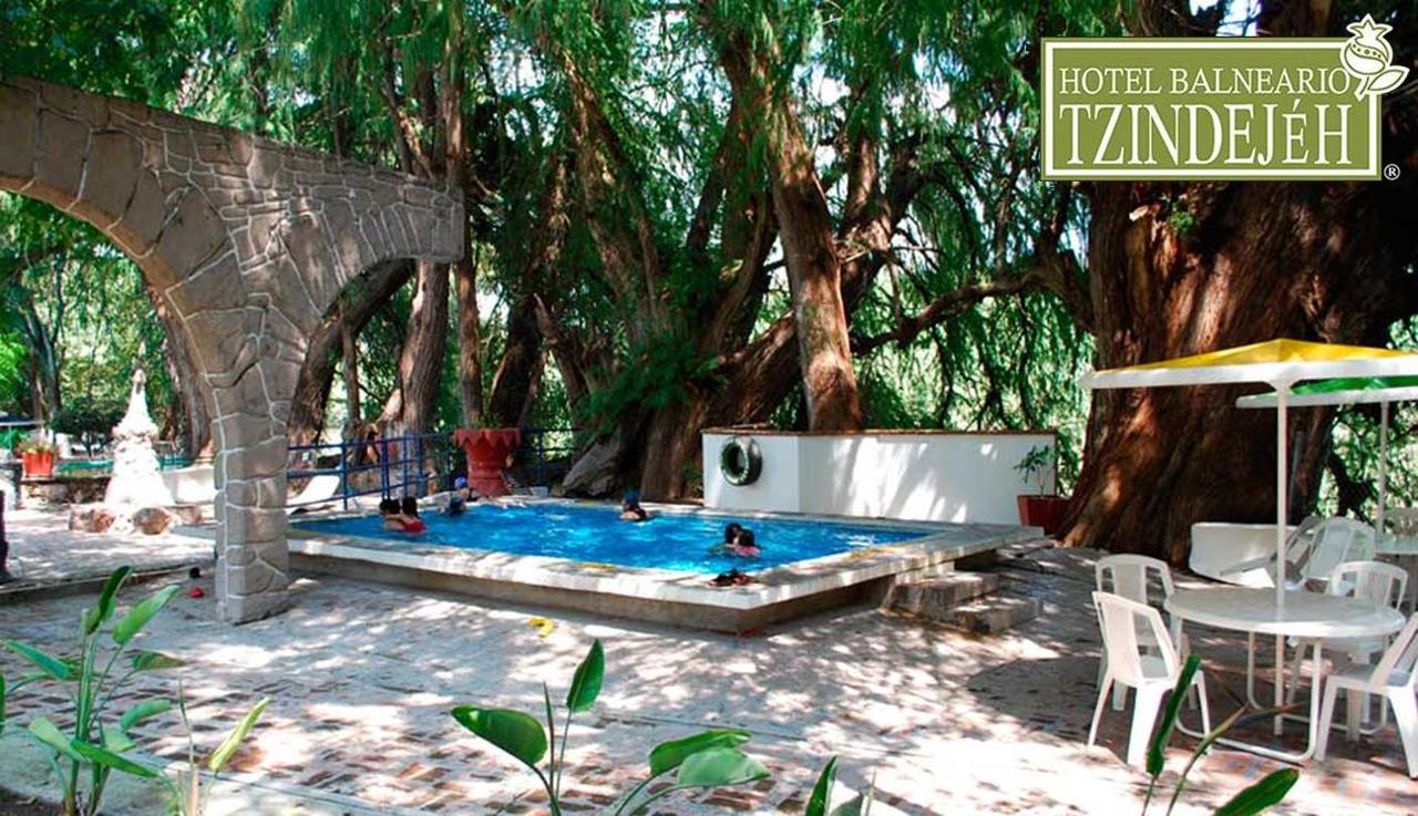 Hotel Balneario Tzindejeh Tasquillo Exterior foto